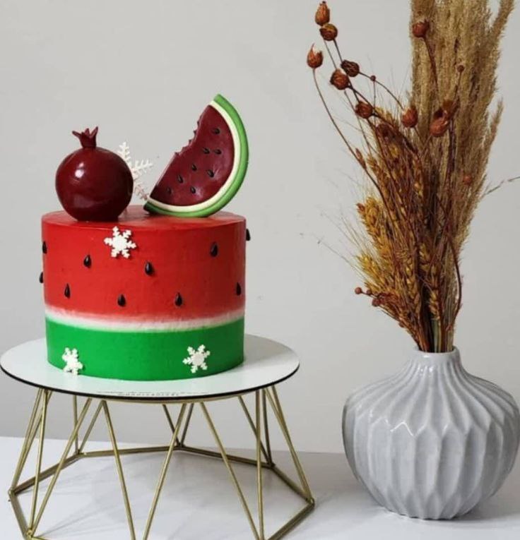 کیک شب یلدا