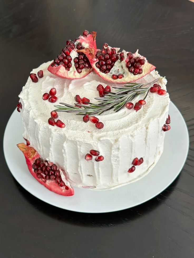 کیک شب یلدا