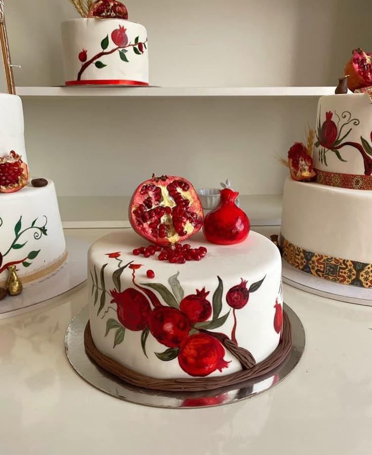 کیک شب یلدا