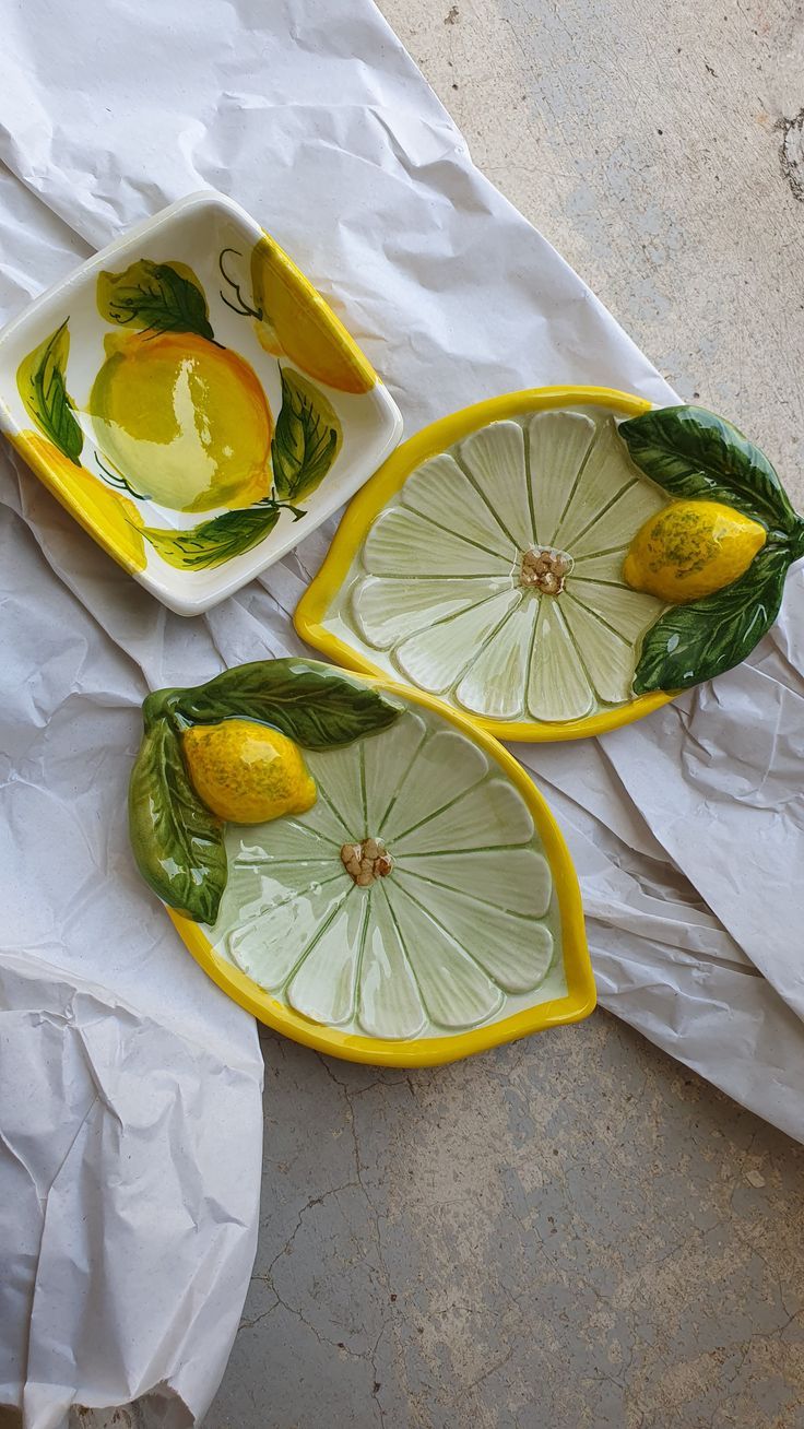 ظروف سرامیکی فانتزی با طرح میوه