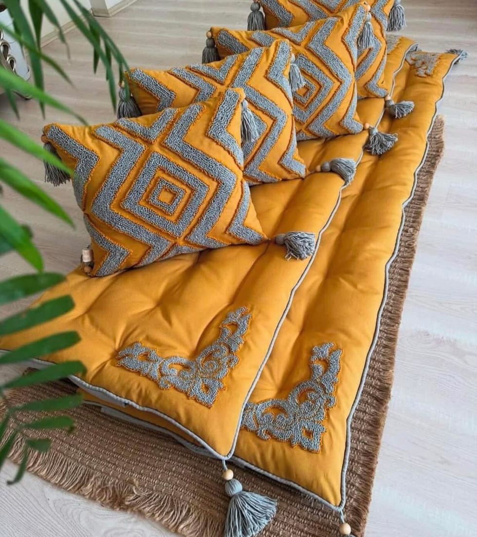 تشک و تشکچه نشینمن