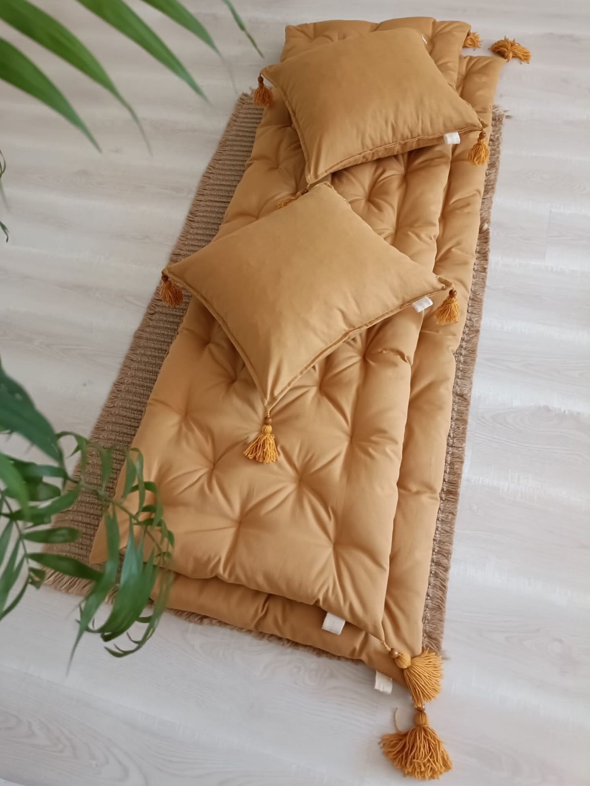 تشک و تشکچه نشینمن