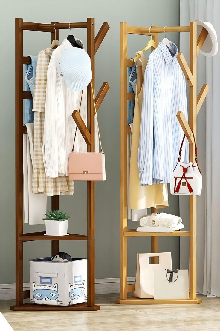 چوب لباسی ایستاده