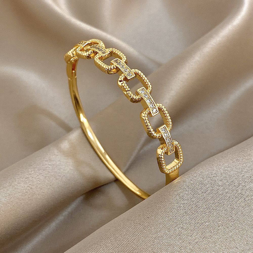 دستبند النگویی