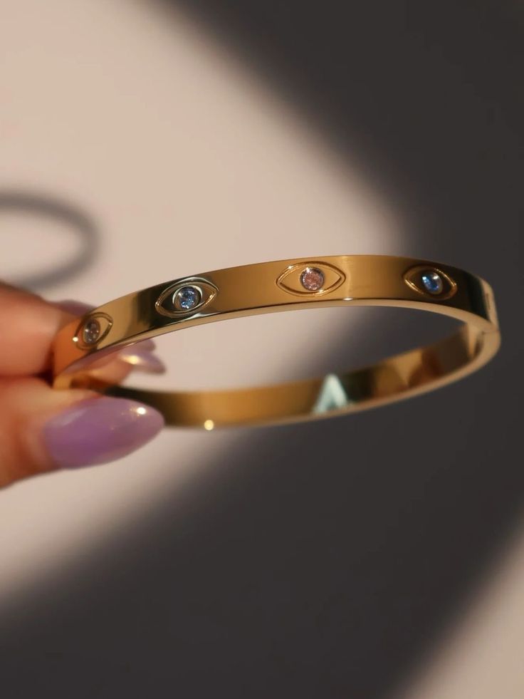 دستبند النگویی