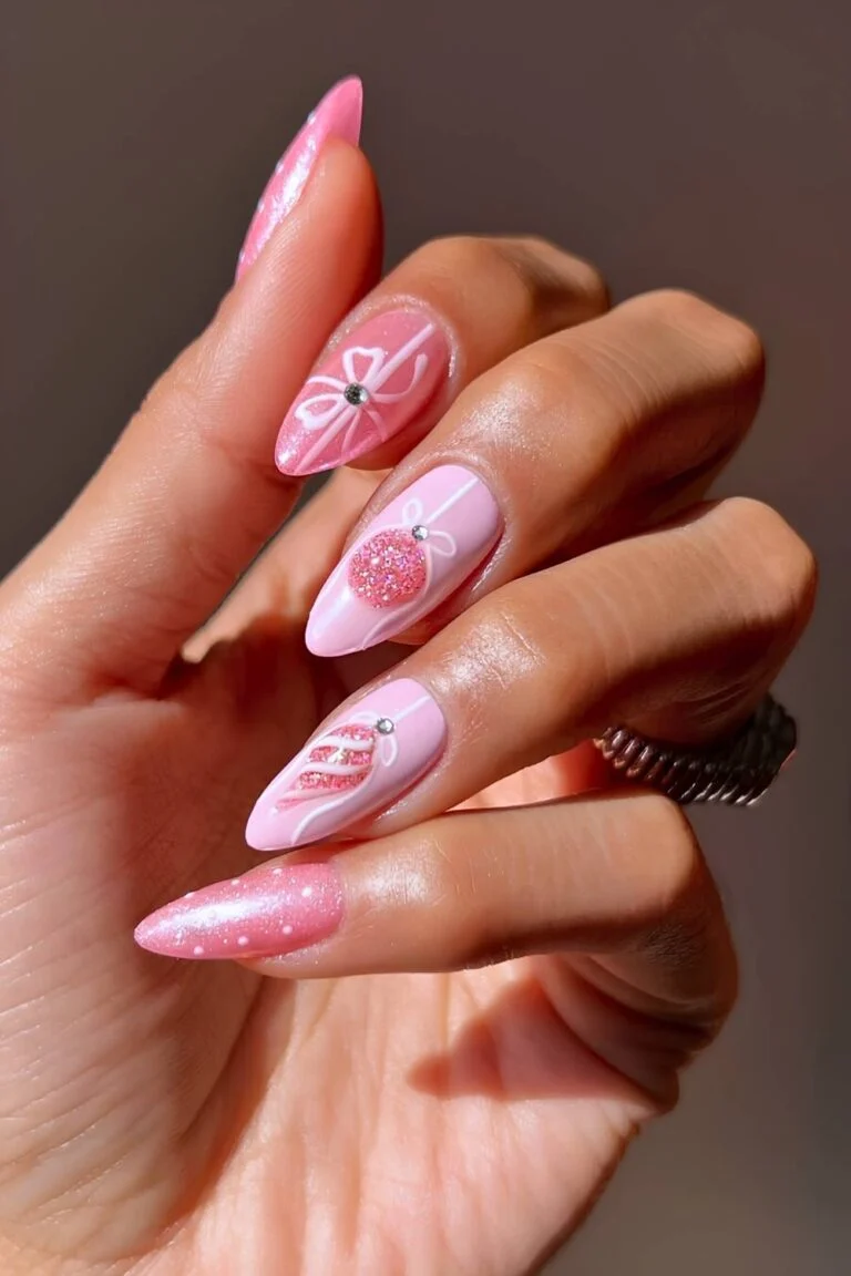 لاک ناخن صورتی ملایم دخترونه