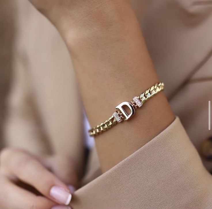 دستبند النگویی