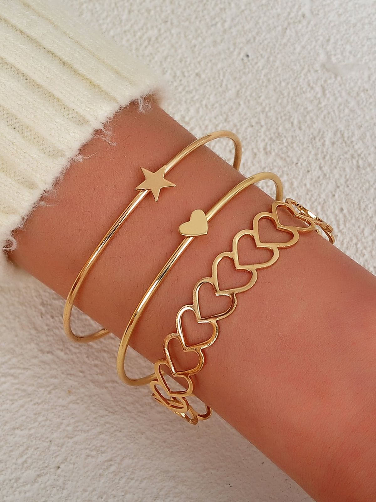 دستبند النگویی