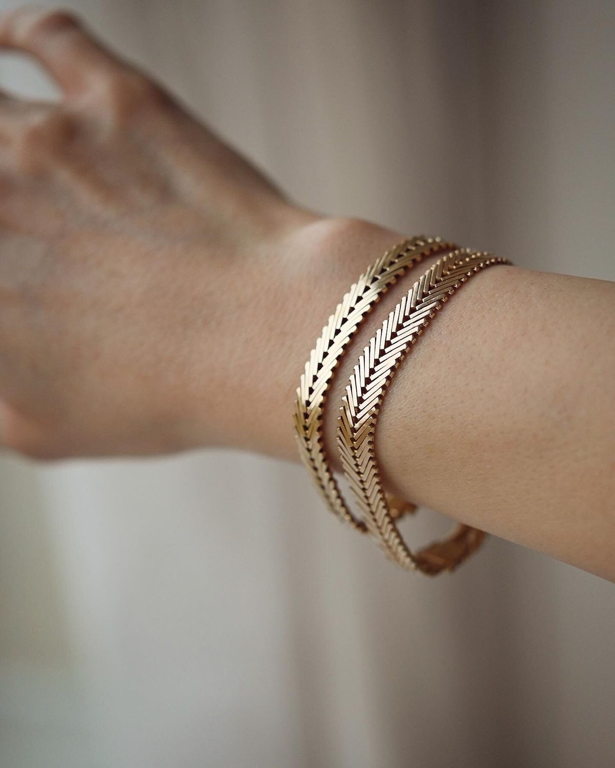 دستبند النگویی