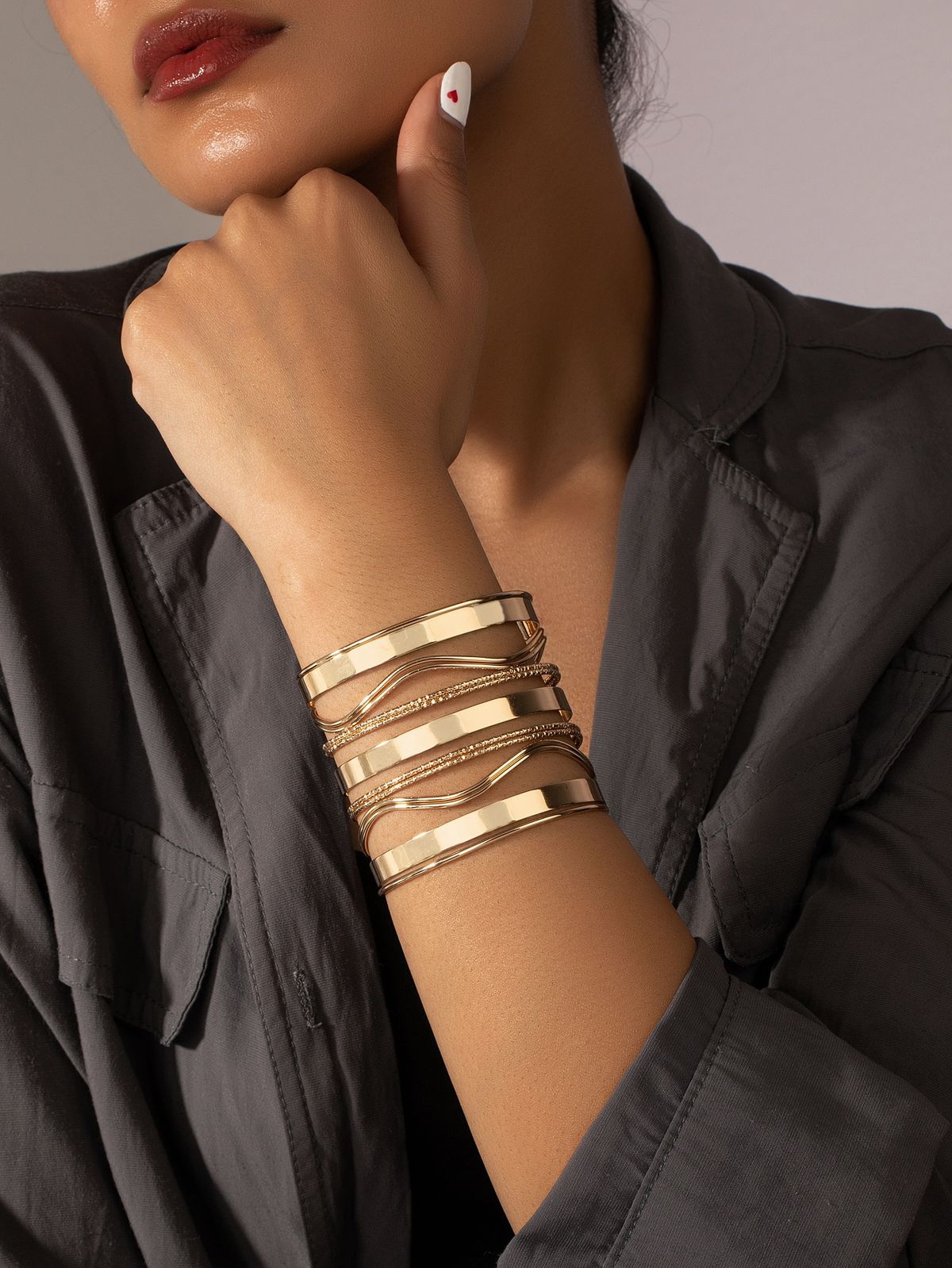 دستبند النگویی