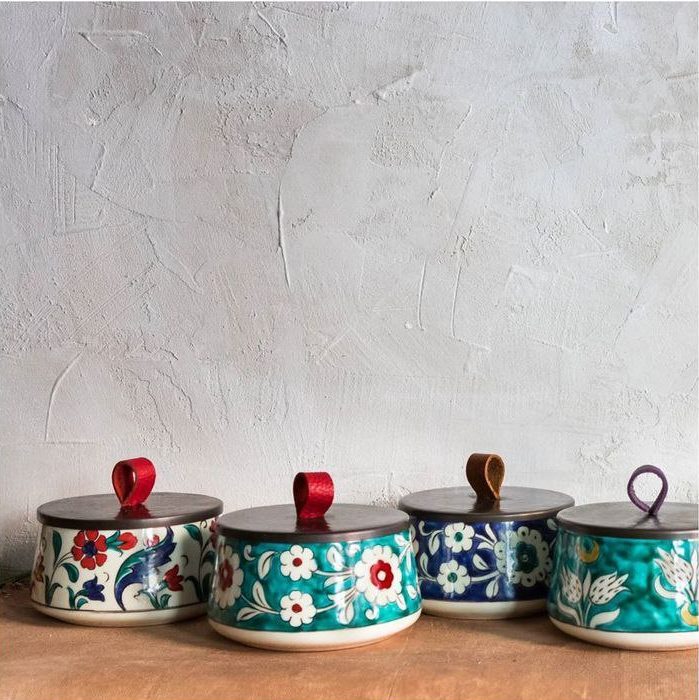 ظروف دکوری سفالی رنگی و طرح دار