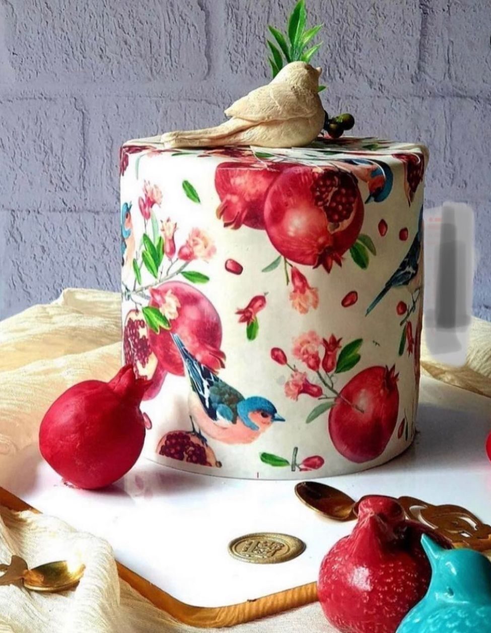 تزیین کیک شب یلدا برای مدرسه