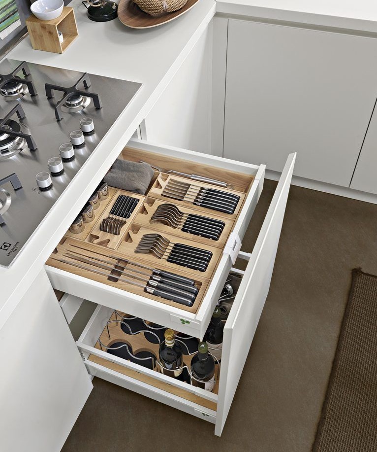 چیدمان کابینت زیر اجاق گاز