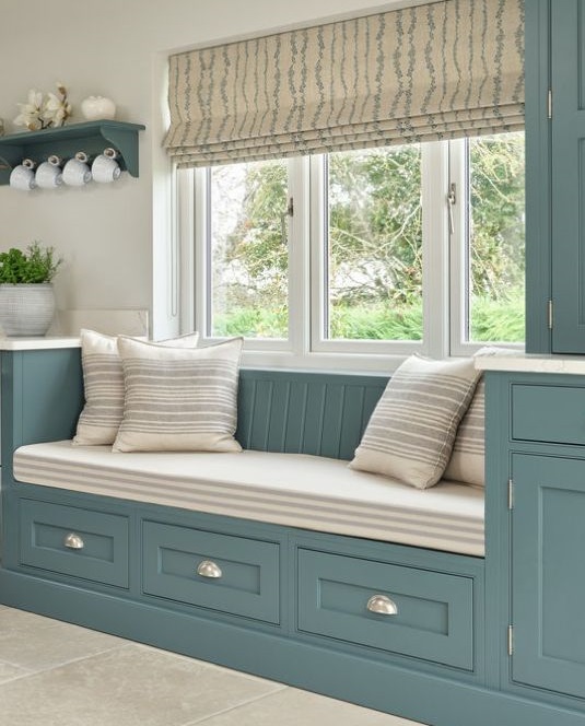 شاه نشین پذیرایی