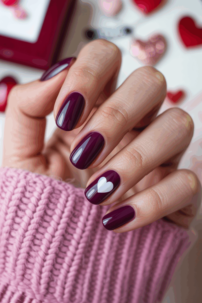 مدل لاک ناخن کوتاه با دیزاین دخترانه