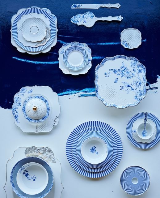 ظروف پذیرایی گل آبی