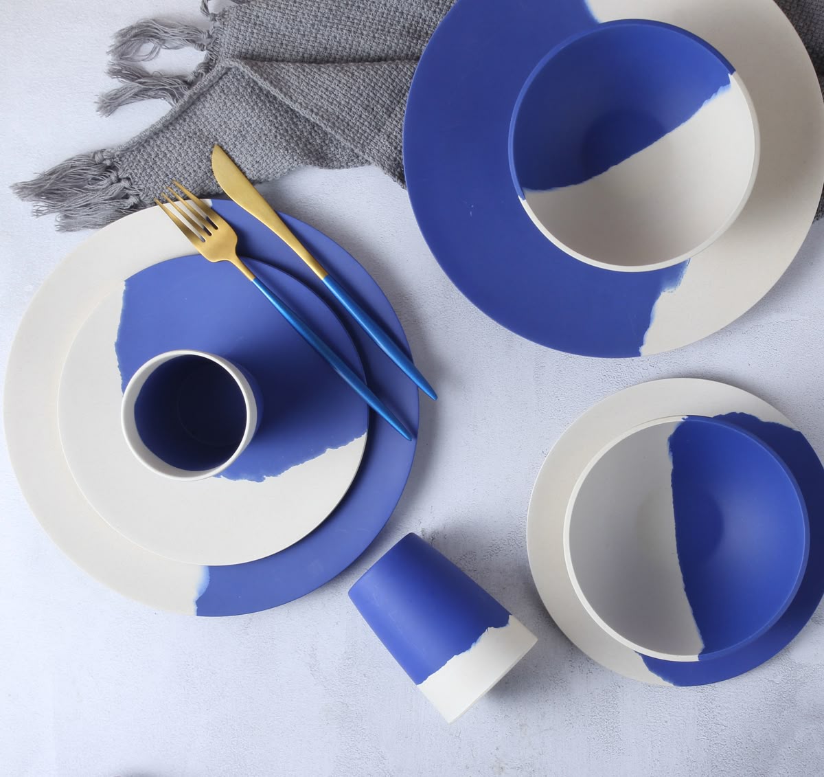 ظروف پذیرایی گل آبی