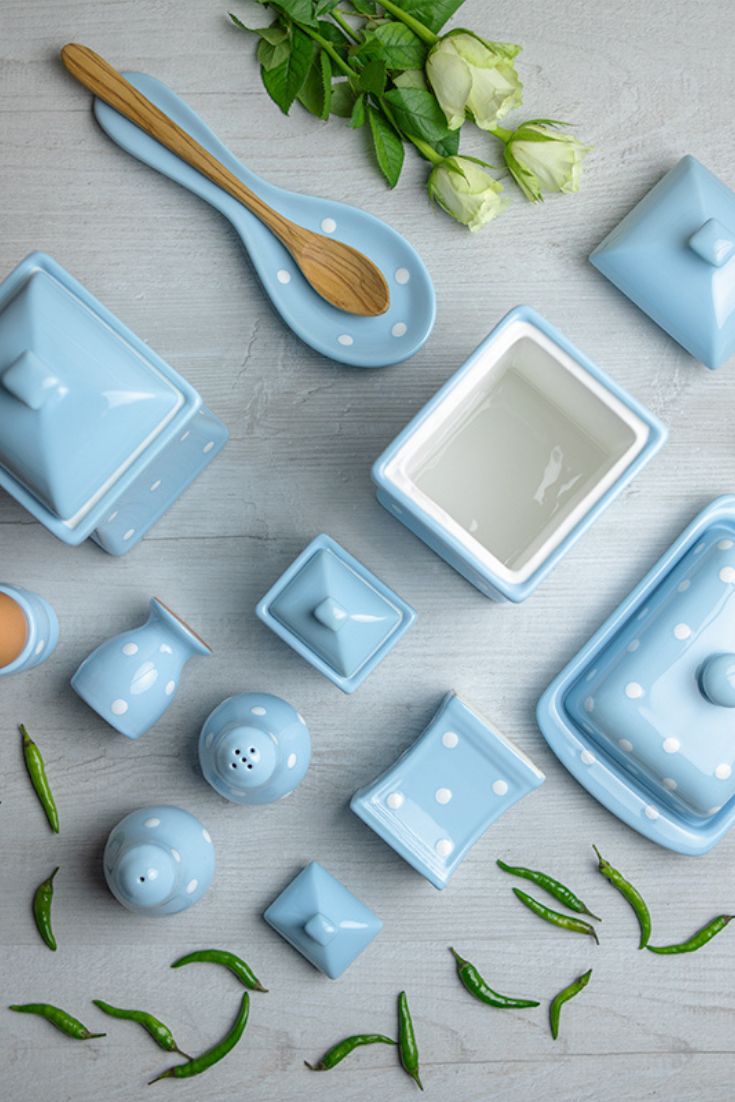 ظروف پذیرایی گل آبی