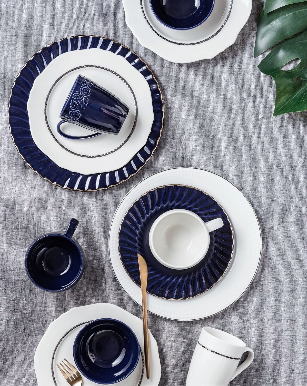 ظروف پذیرایی گل آبی