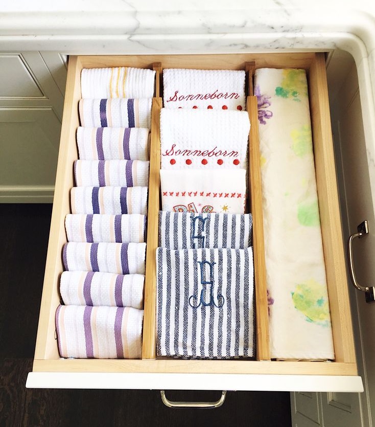 نظم دهنده دستمال آشپزخانه