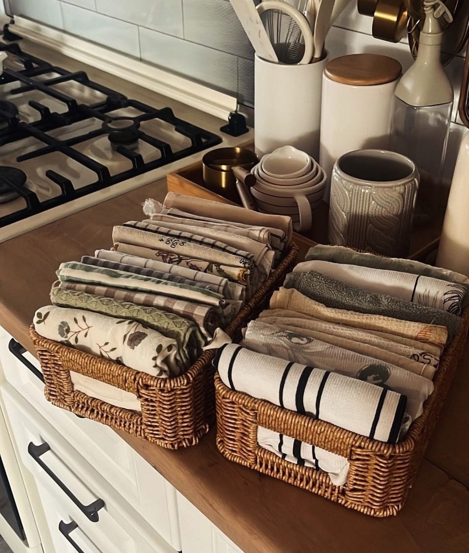 نظم دهنده دستمال آشپزخانه