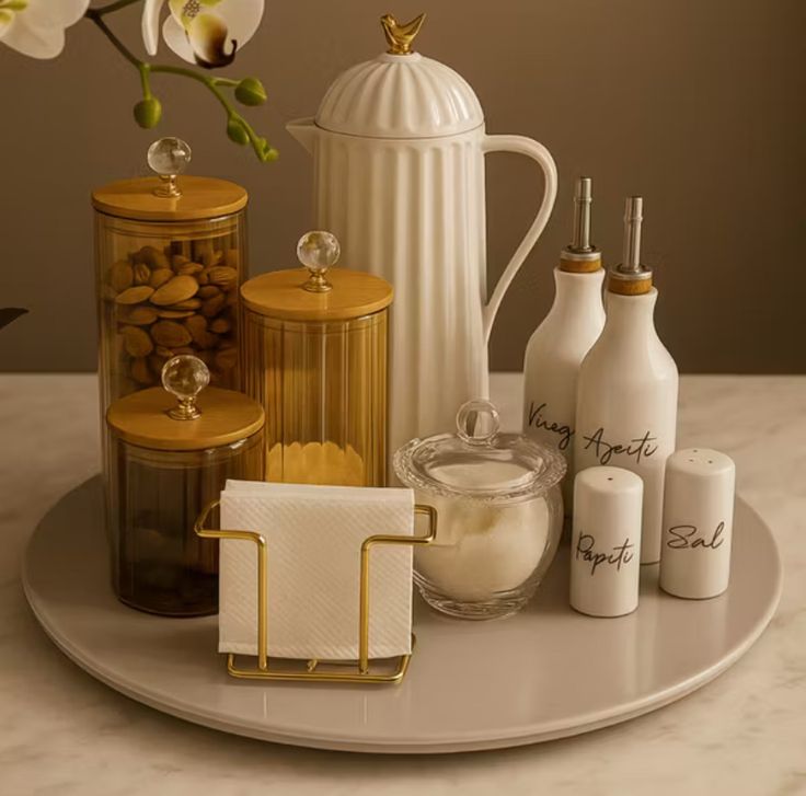 وسایل دکوری و نظم دهنده آشپزخانه چوبی و سرامیک