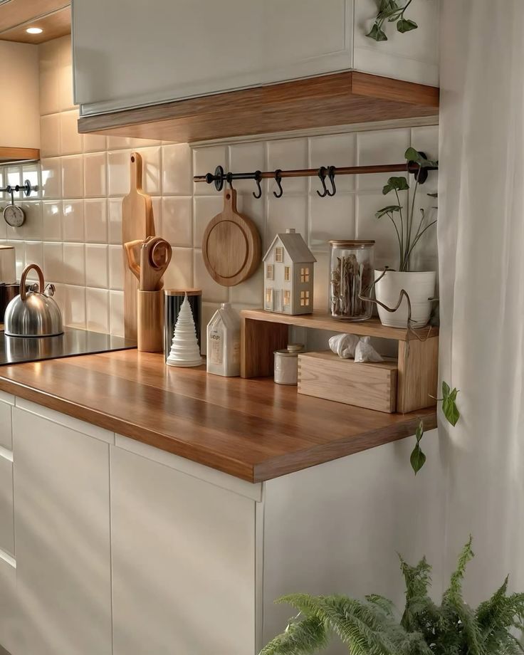 وسایل دکوری و نظم دهنده آشپزخانه چوبی و سرامیک