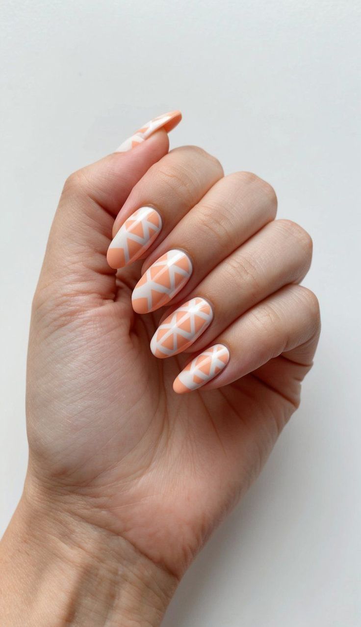 لاک ناخن هلویی