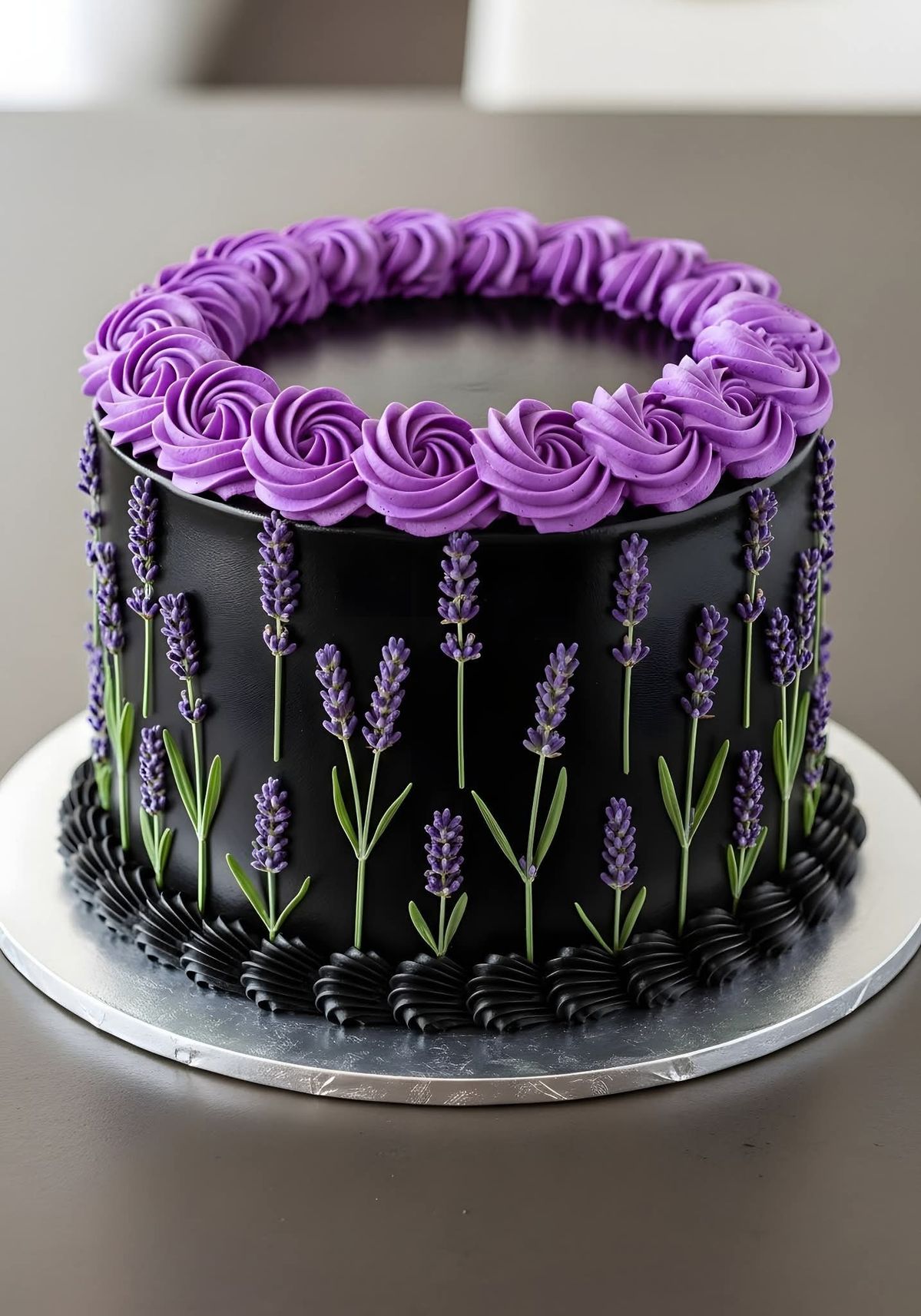 کیک تولد بنفش