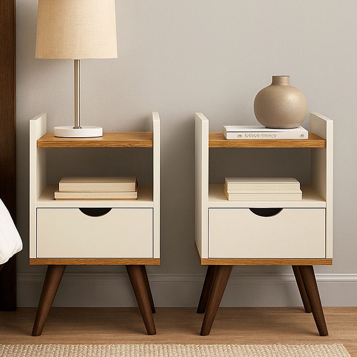 میز کنار تخت