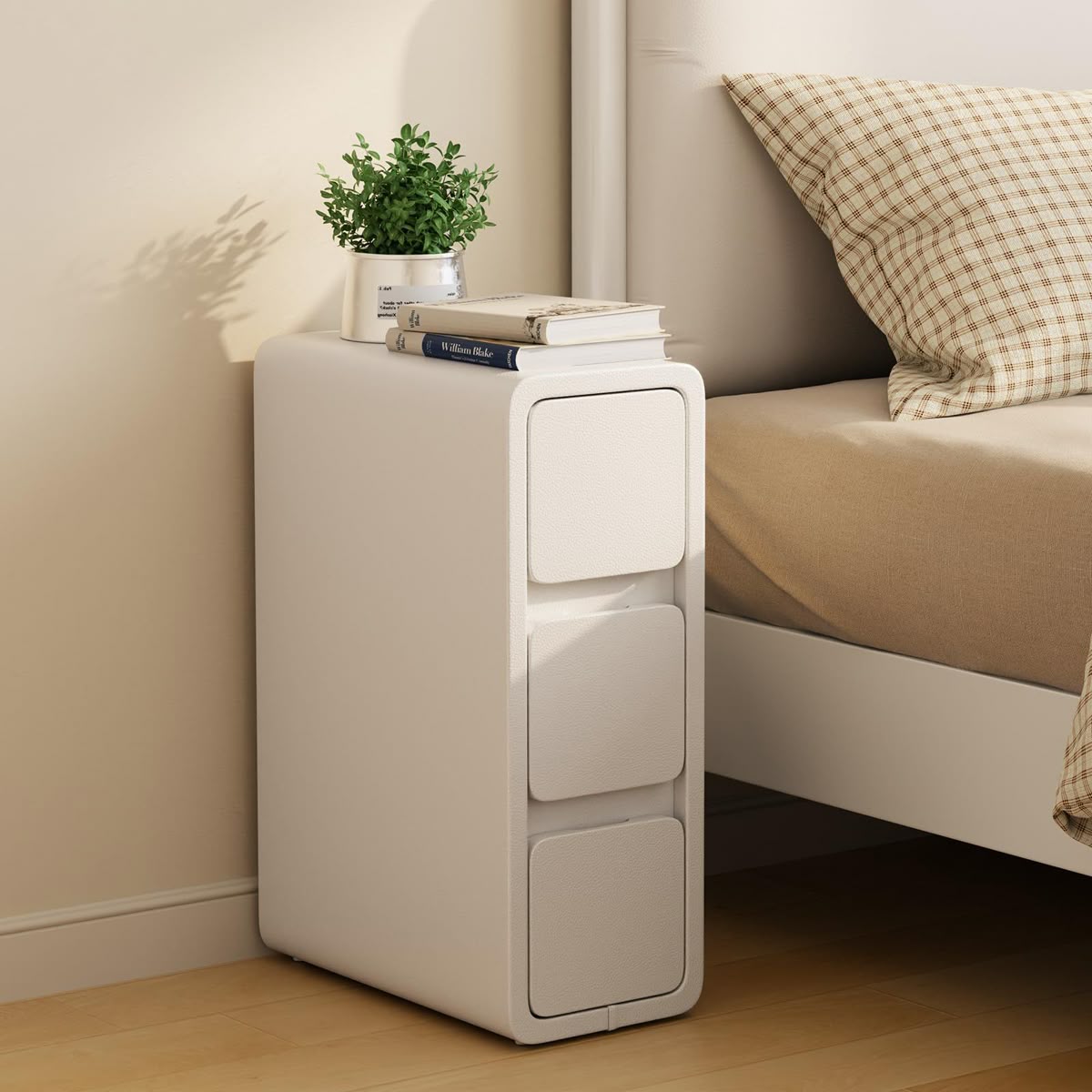 میز کنار تخت