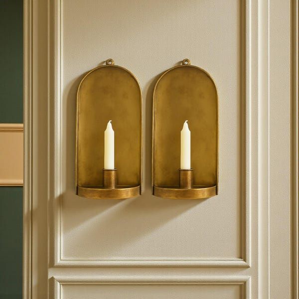 استند دیواری شمع