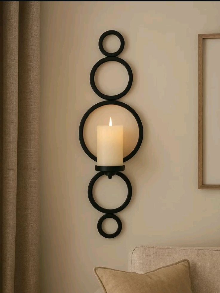 استند دیواری شمع