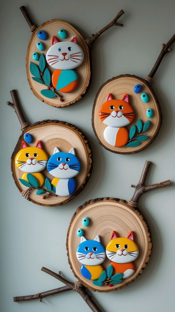 تابلو و دیوارکوب خوشگل با سنگ های نقاشی شده