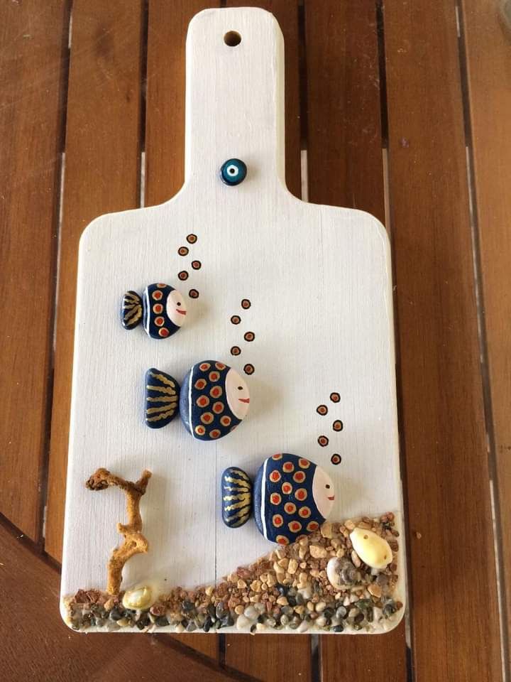 تابلو و دیوارکوب خوشگل با سنگ های نقاشی شده