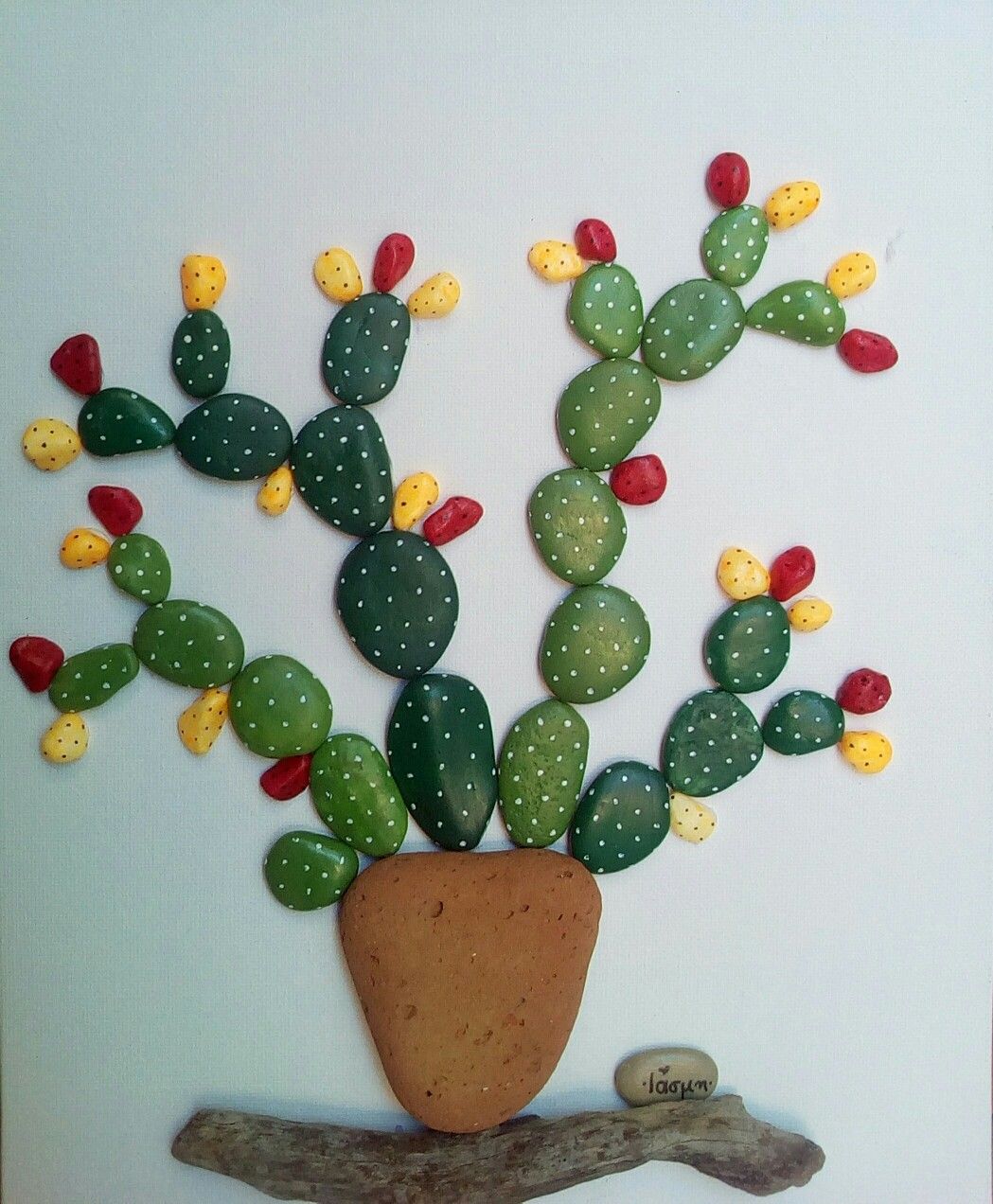 تابلو و دیوارکوب خوشگل با سنگ های نقاشی شده