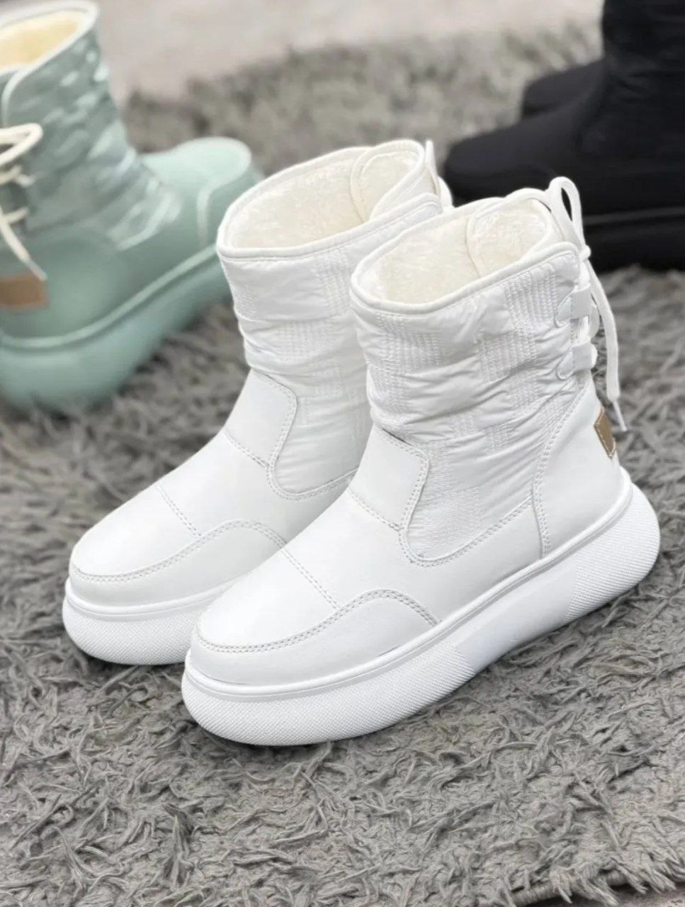 بوت پشت بند دار