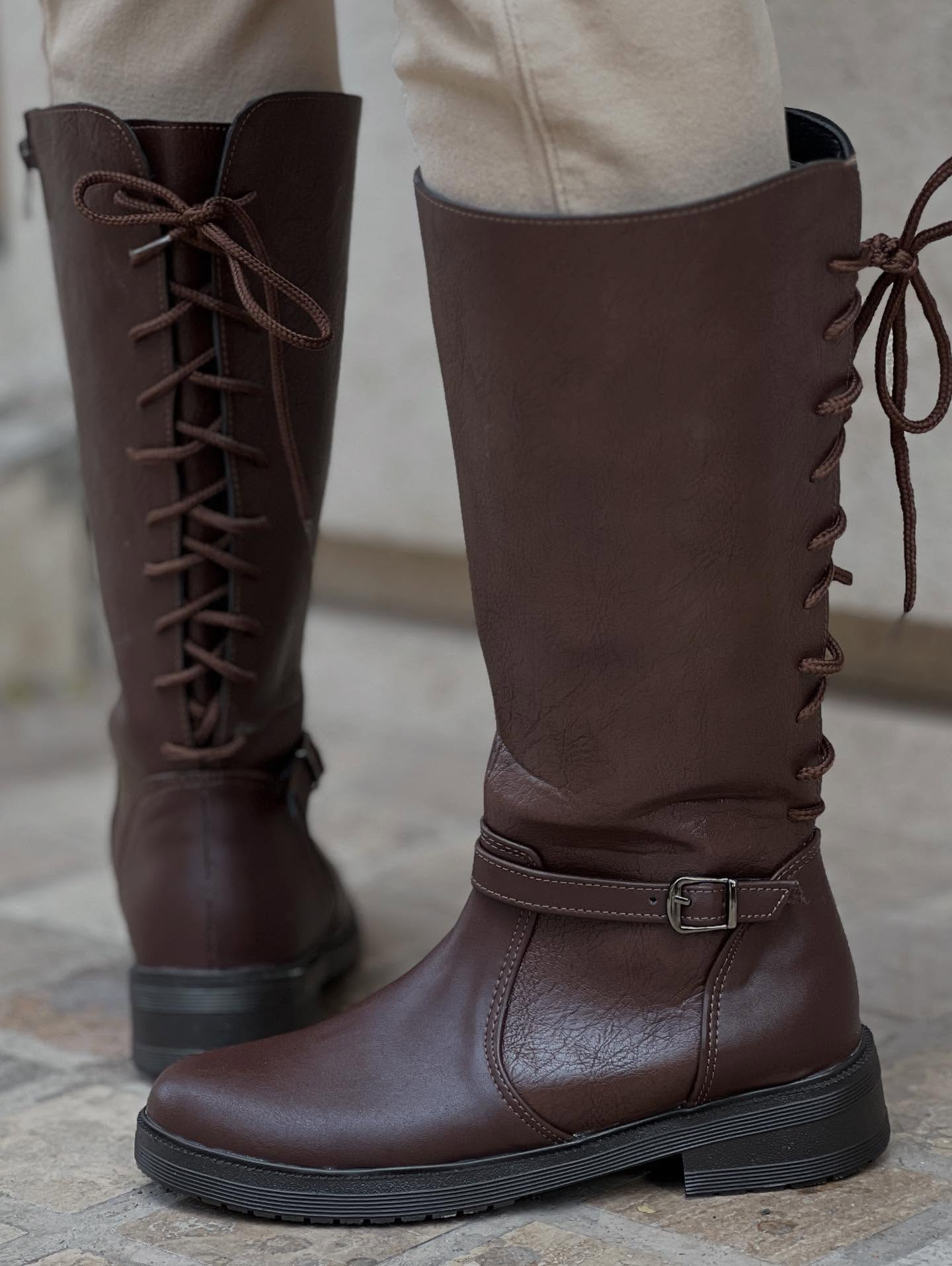 بوت پشت بند دار