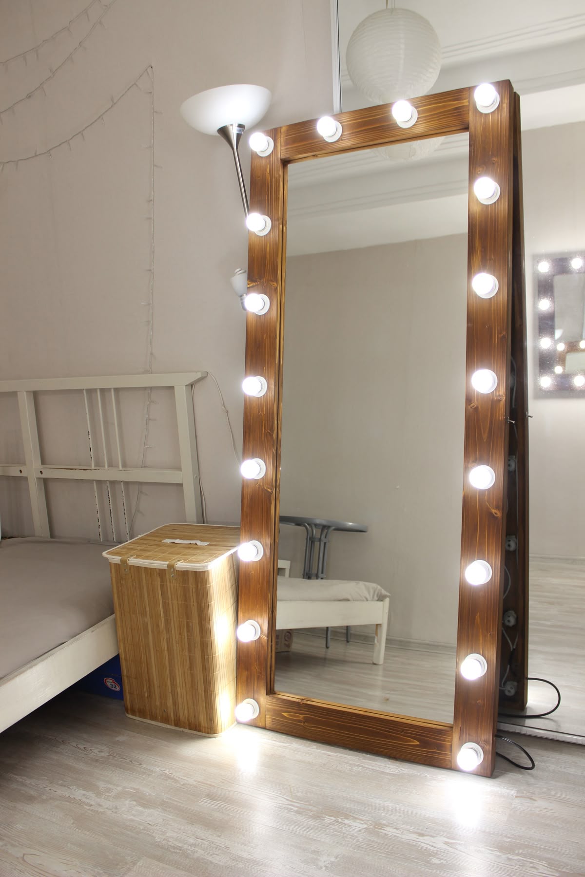 آینه قدی چوبی 