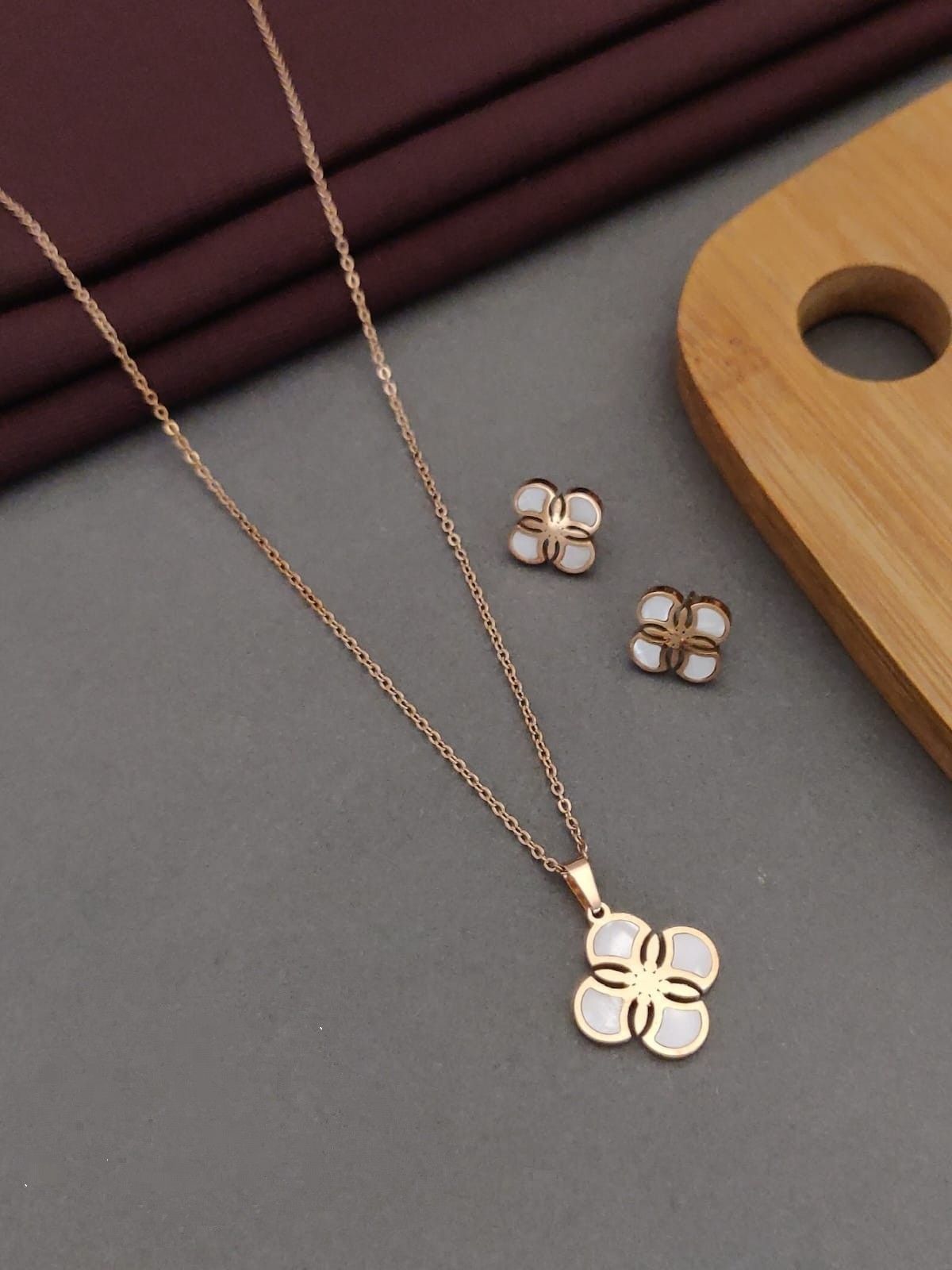 گوشواره گردنبند ظریف