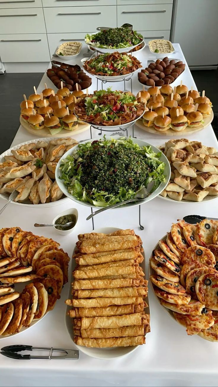 چیدمان میز شام برای تولد