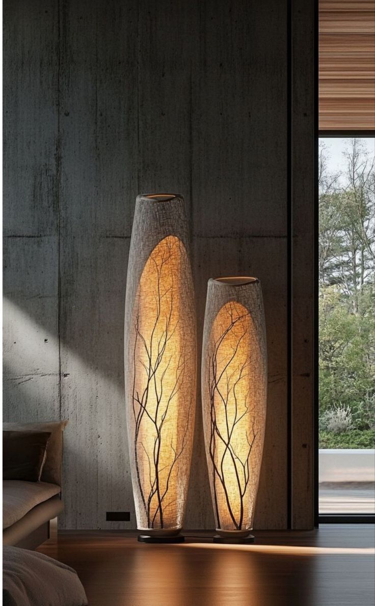 آباژور کنار سالنی