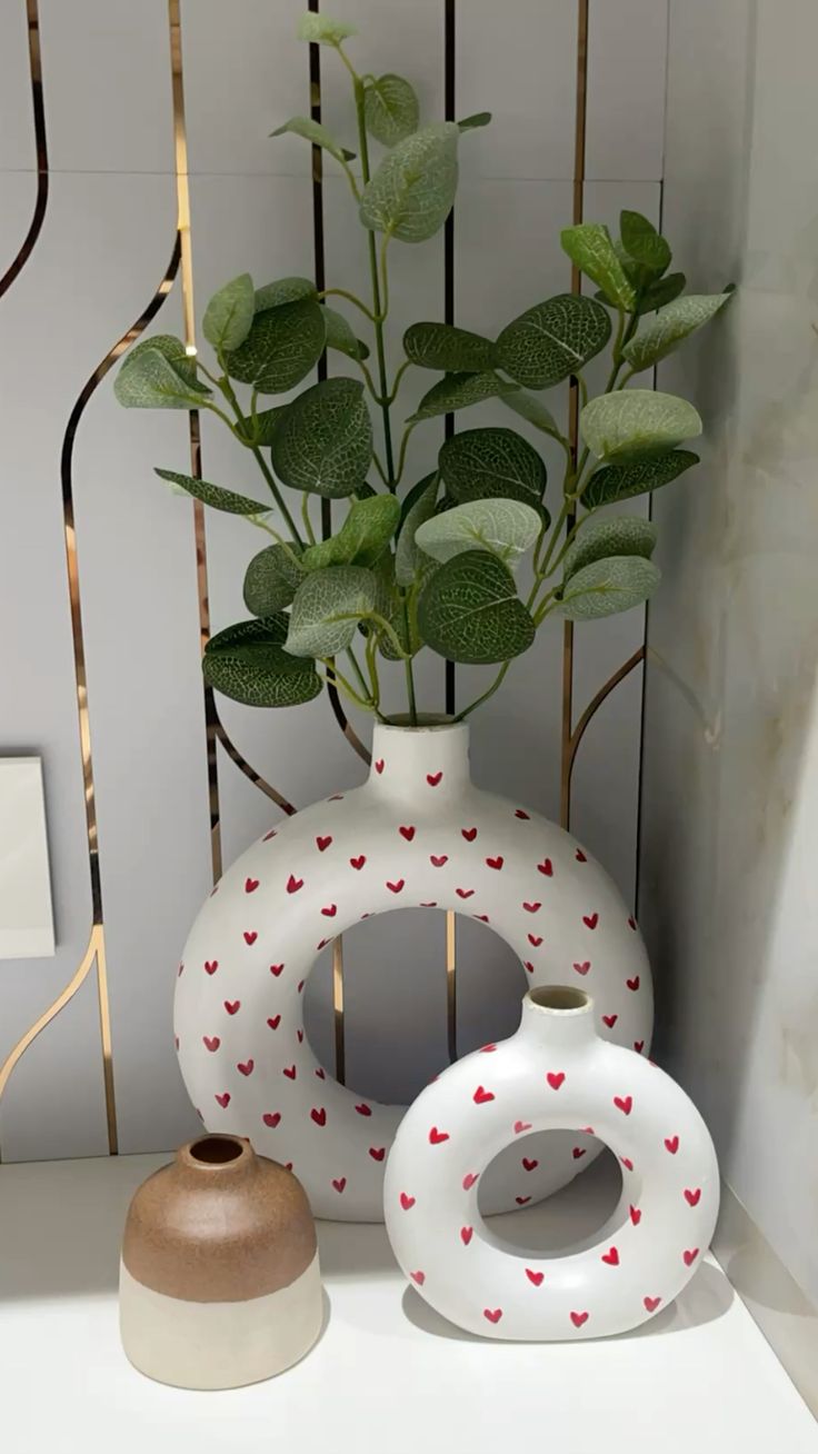 گلدان پینترستی طرح دونات