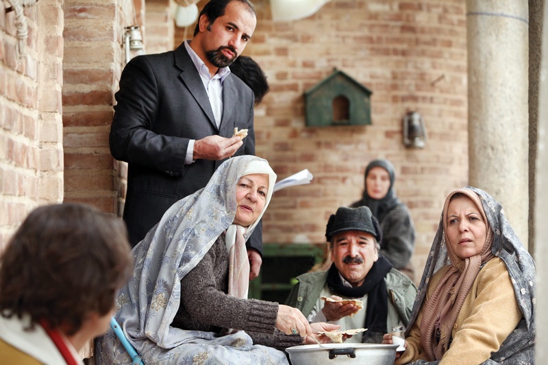 رابعه مدنی در وضعیت سفید