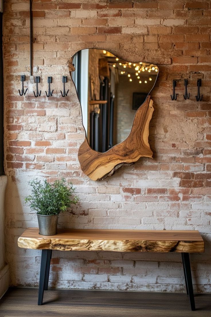 آینه تزئینی با تنه چوب درخت