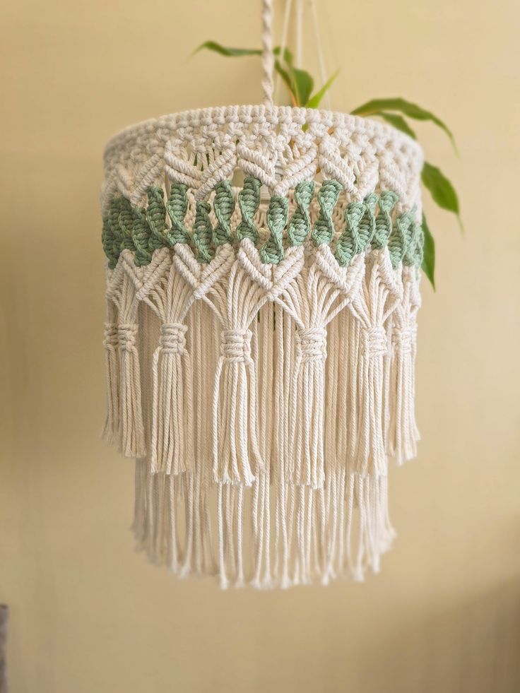 لوستر مکرومه