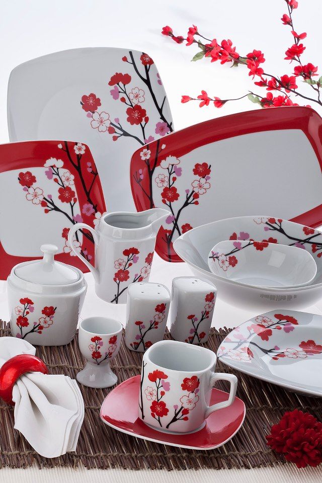 ظروف گل قرمز