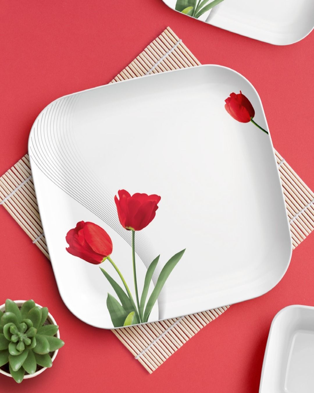 ظروف گل قرمز