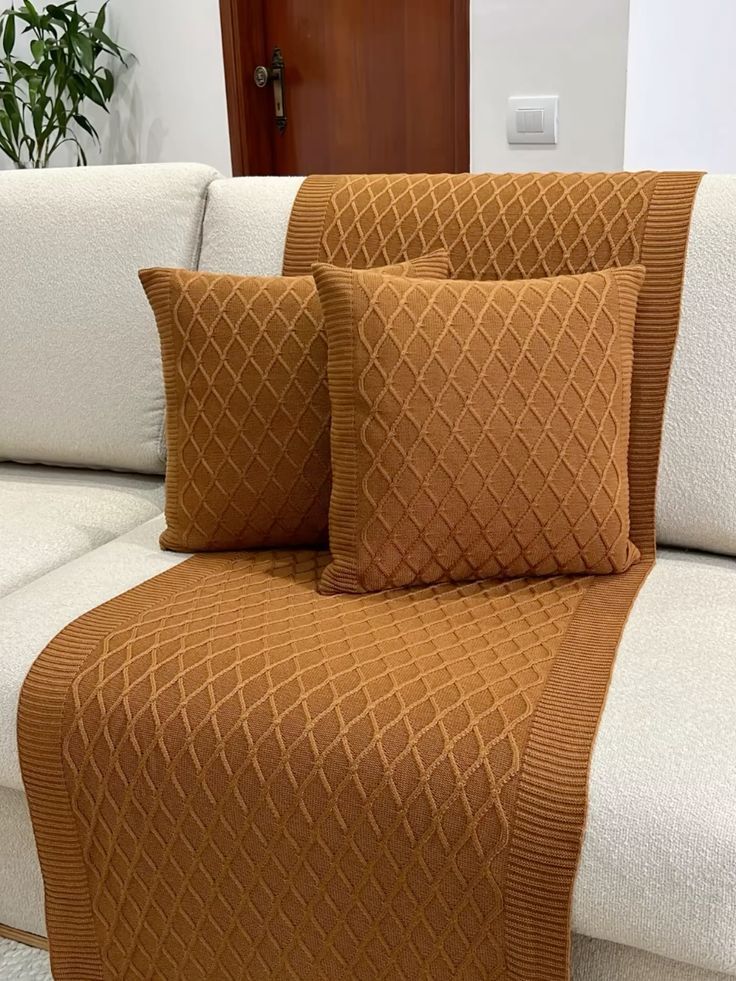 کوسن و شال مبل ست