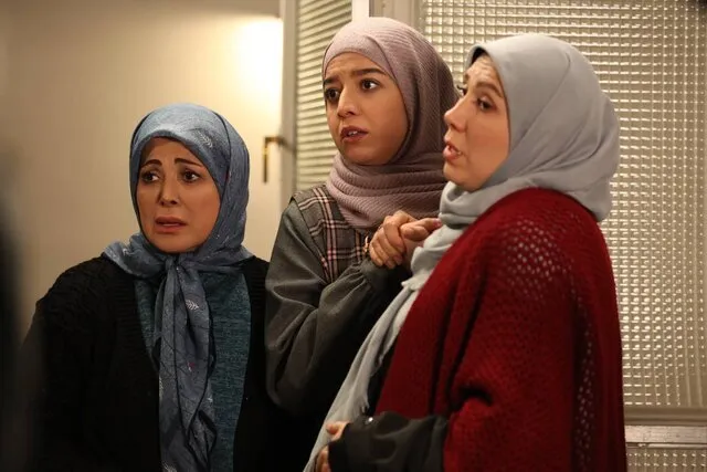 سریال اسباب زحمت